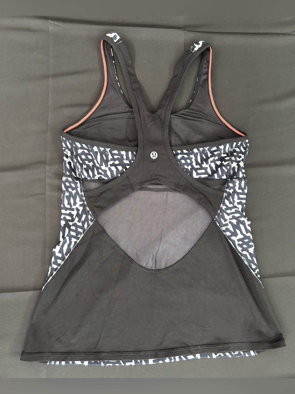 Lululemon net pop crossback tank II black white size 6 - Picture 5 of 10